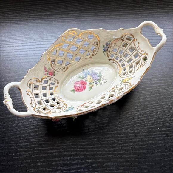 Antique Dresden Carl Thieme Signed Lattice Oval Bowl w/ Porcelain Flowers READ - Picture 1 of 12